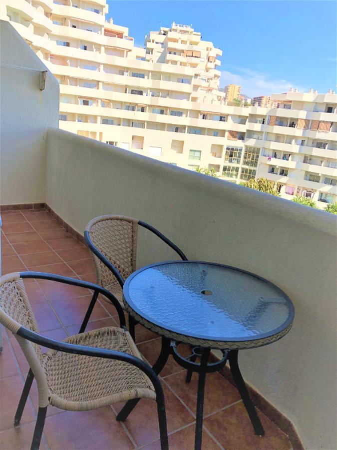 Apartamento Precioso apartamento frente al mar Benalbeach Benalmádena Exterior foto