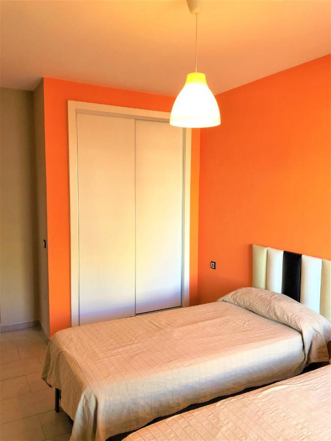 Apartamento Precioso apartamento frente al mar Benalbeach Benalmádena Exterior foto